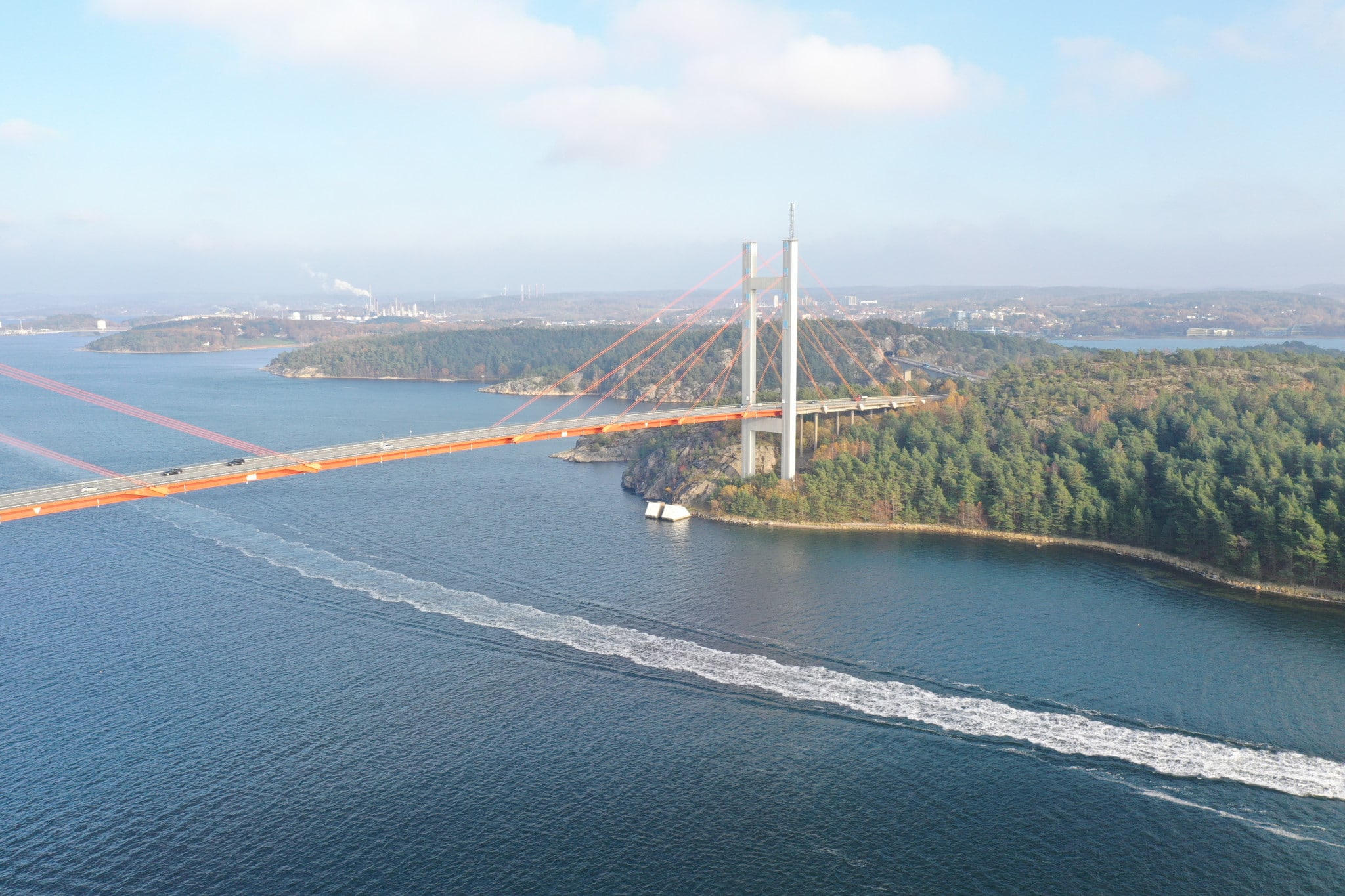 Tjörnbron